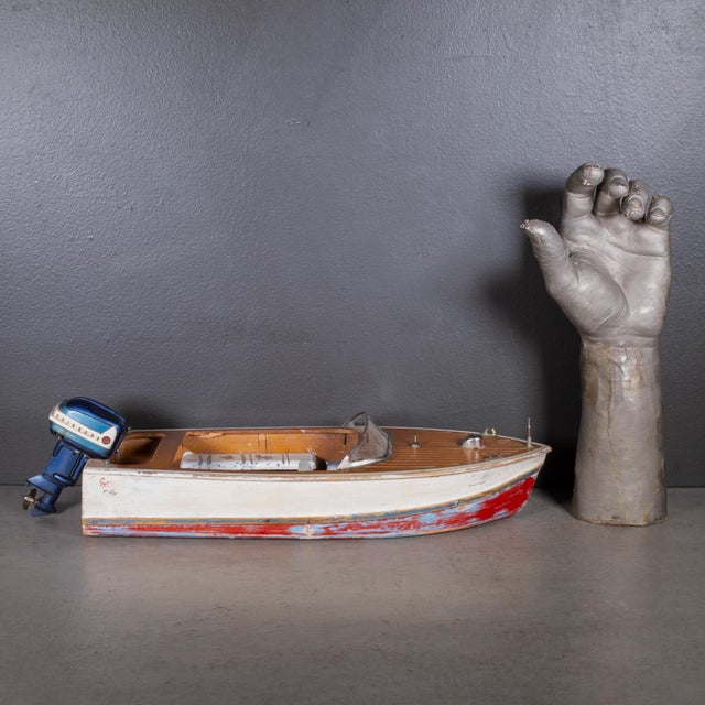 Wood Diecast K & O Models Evinrude Big Twin 35 Outboard Motor and Speedboat c.1955-1957 For Sale - Image 7 of 7