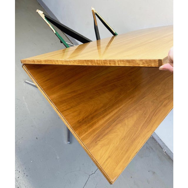 Mid-Century Adjustable Dining or Coffee Table in Nutwood Veneer and Chrome by Wilhelm Renz, 1975 For Sale - Image 10 of 17