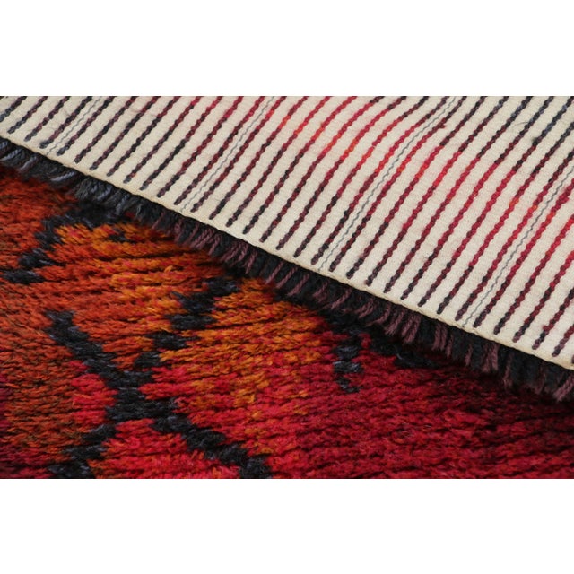 Vintage Swedish Rya Rug With Crimson and Orange Abstract Pattern - Rug & Kilim For Sale - Image 9 of 9