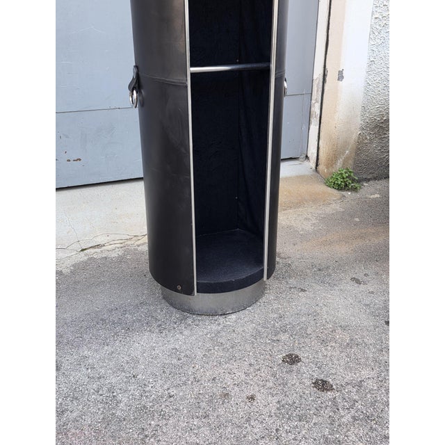 Rotating Totem Coat Stand in Black Leather by Guido Faleschini for I4 Mariani, 1970 For Sale - Image 13 of 14
