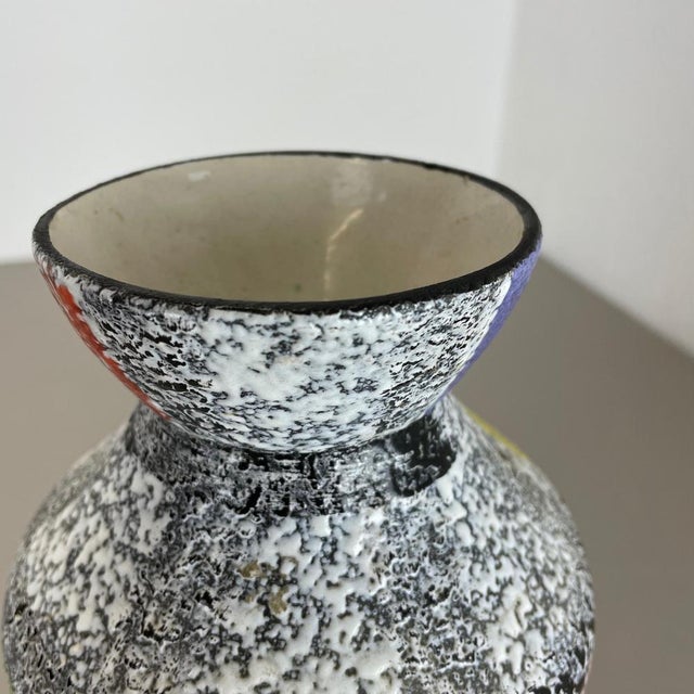 Fat Lava Pottery 575 25 Vase attributed to Bay Ceramics, Germany, 1950s For Sale - Image 9 of 18