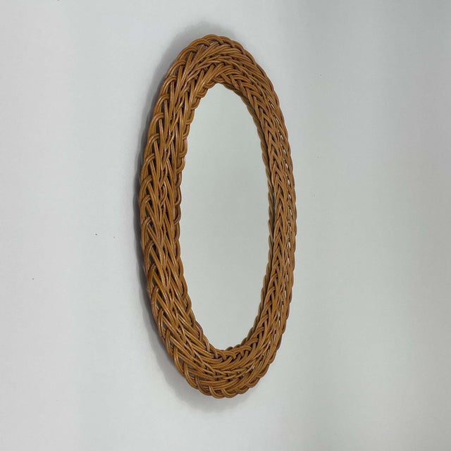 French Riviera Oval Rattan Wall Mirror, France, 1960s For Sale - Image 11 of 12
