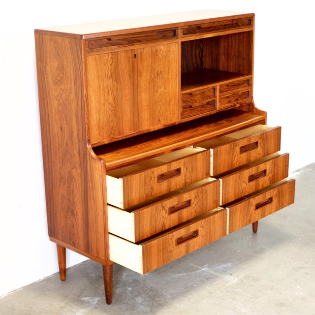 Rosewood Secretary Desk & Bar Cabinet, in the Style of Brdr. Larsen Møbelfabrik For Sale - Image 11 of 18