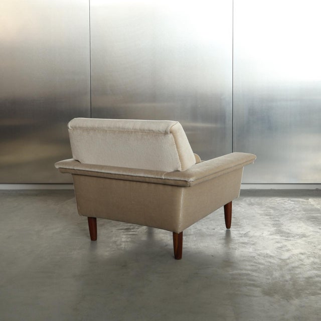 Textile Mid-Century Modern Lounge Chair in Mohair, 1967 For Sale - Image 7 of 16