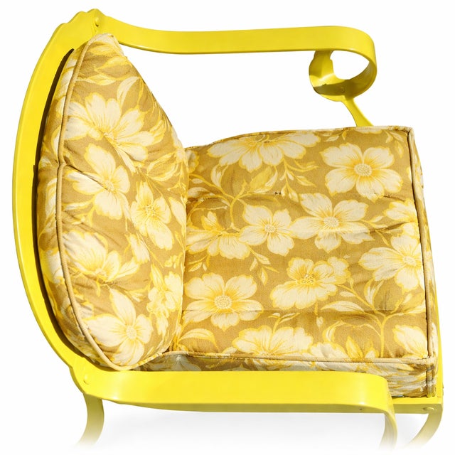 Metal Vintage O.W. Lee “Alphonse” Yellow Wrought Iron Patio Set – Hollywood Regency Palm Springs 6-Piece Collection For Sale - Image 7 of 10