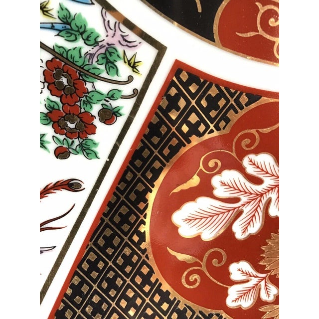 Ceramic Vintage Large Unmarked Traditional Japanese Imari Decorative Plate For Sale - Image 7 of 11