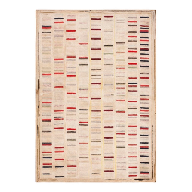 1920s Tan Ecru Stripe Folk Art Antique American Hooked Rug 4'8" X 6'6" Woven Wool Carpet For Sale