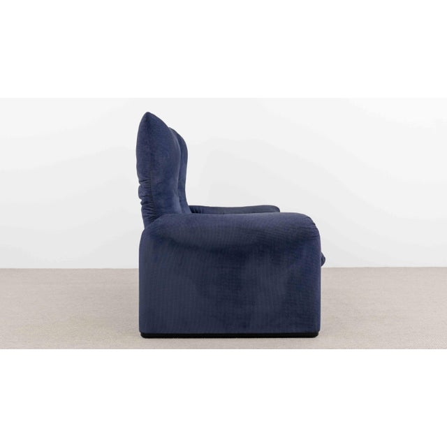 Maralunga 2-Seater Sofa by Vico Magistretti for Cassina, 2000s For Sale - Image 11 of 18