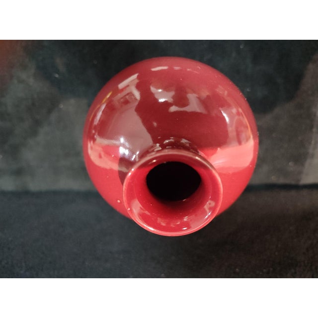 Early 20th Century Chinese Ceramic Vase,Kangxi Marked Red Glaze Porcelain Plum Vase For Sale - Image 5 of 11