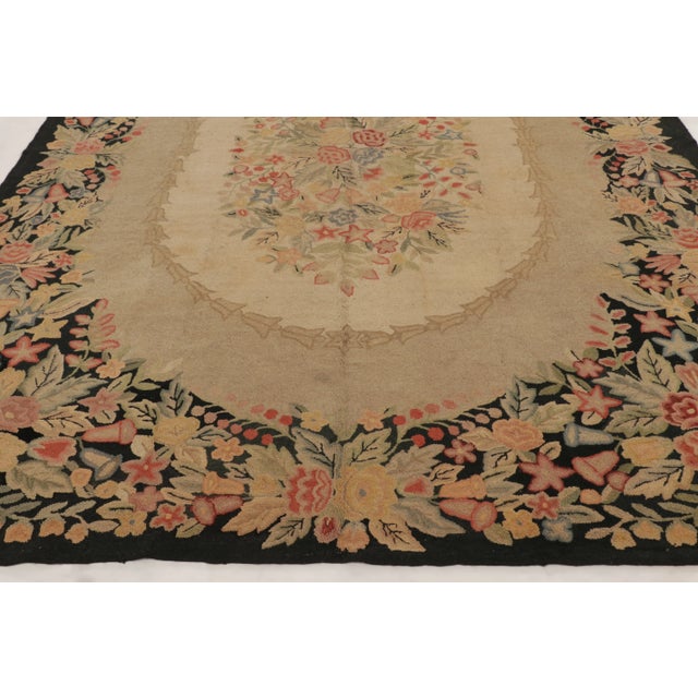 American Antique Hooked Floral Wreath Medallion Wool Rug by Rug & Kilim, Usa, 1920–1929 For Sale - Image 3 of 11