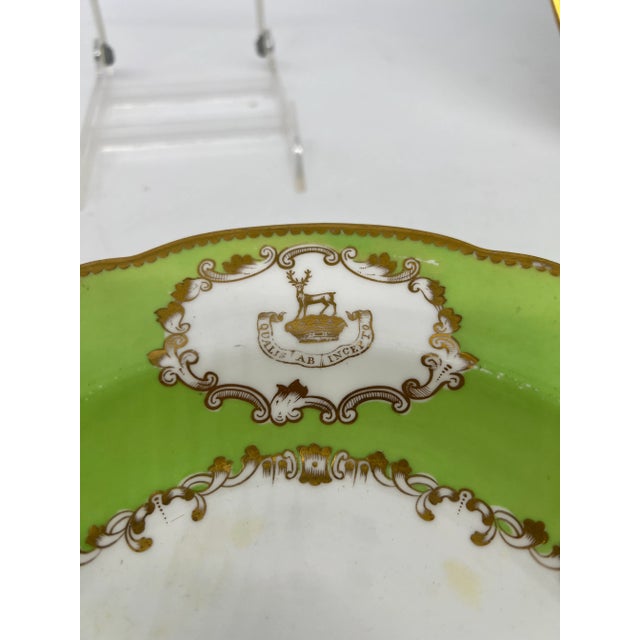 Copeland & Garrett Pair, Copeland & Garrett Ripon Family Armorial Porcelain Soup Bowls C. 1833-1847 For Sale - Image 4 of 6