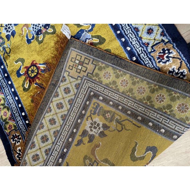 Exquisite Vintage 1950s Silk-on-Silk Chinese Art Deco Rug 4.1' X 7.3' (125cm X 222cm) For Sale - Image 4 of 13