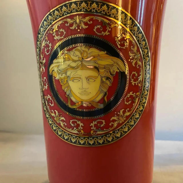 1990s, Iconic Porcelain Medusa Vase Designed by Gianni Versace for Rosenthal For Sale - Image 11 of 12