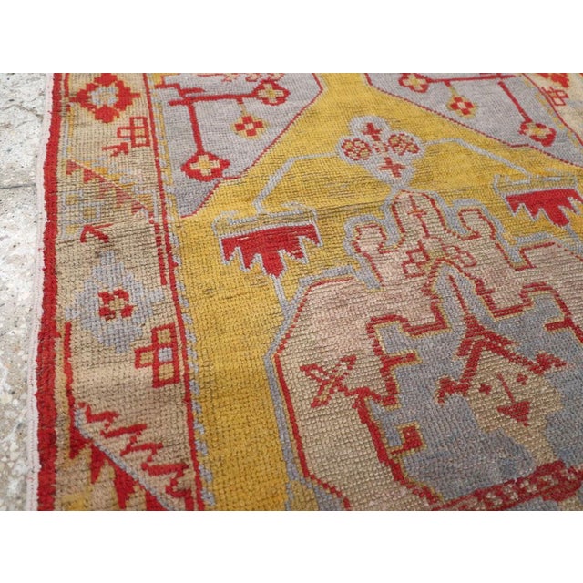 Mid 20th Century Galerie Shabab Collection Mid-20th Century Turkish Oushak Throw Rug For Sale - Image 5 of 10