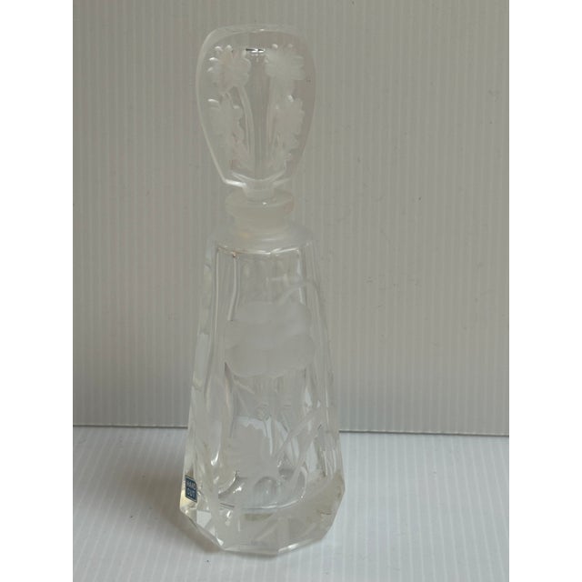 Vintage Hand Cut Thick Crystal Etched Satin Floral Scene Elegant Perfume Bottle For Sale - Image 9 of 13