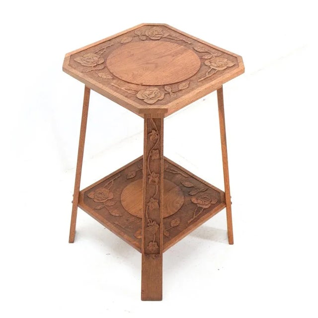 Art Nouveau Arts & Crafts Side Table in Oak, 1900s For Sale - Image 9 of 9