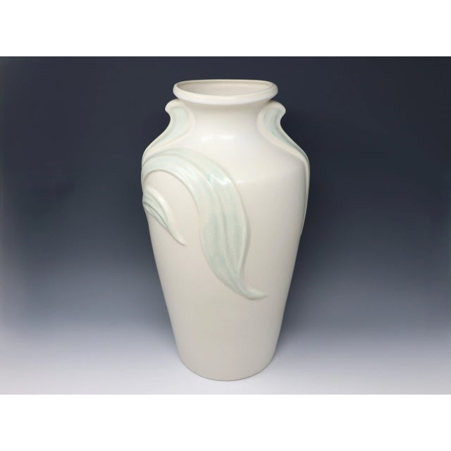 Harris Potteries Vintage Large Harris Potteries Chicago Art Nouveau Vase For Sale - Image 4 of 11