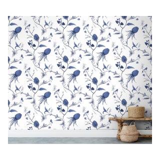 Brier & Byrd Artichoke Vine - Blue on White For Sale