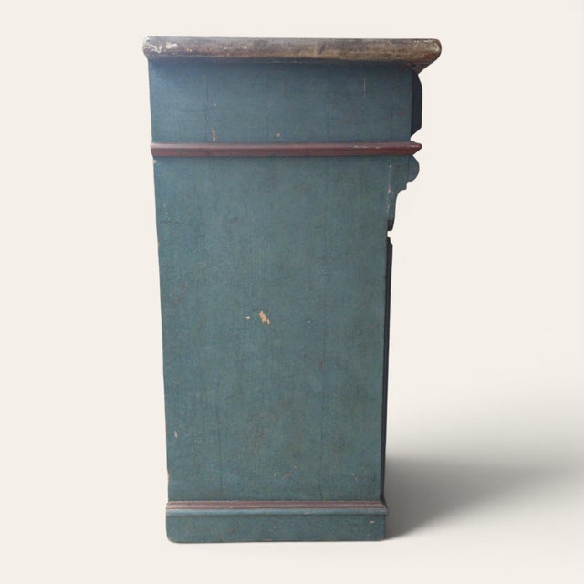 Blue Late 19th to Early 20th Century European Folk-Painted Cabinet For Sale - Image 8 of 9