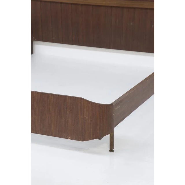 Wood Vintage Italian Double Bed with Bedside Tables attributed to Ico & Luisa Parisi, 1950 For Sale - Image 7 of 12