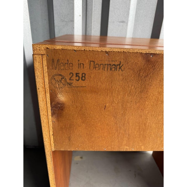 Mid-Century Modern 1960s Eaeva Danish Teak Vanity Desk With Flip-Up Mirror, Model 258 For Sale - Image 3 of 4