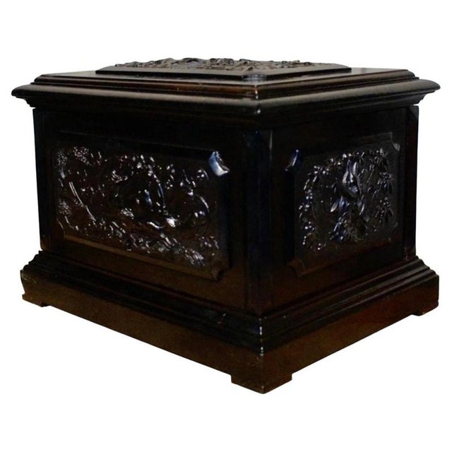 Antique Black Forest Carved Humidor with Wild Boar, 1870 For Sale - Image 3 of 13