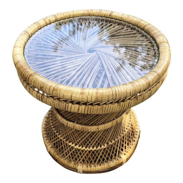 Emmanuelle Peacock Style Wicker Round Accent Table For Sale