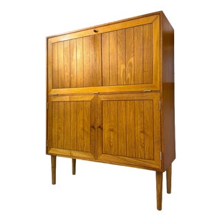 Oak Bar Cabinet by Rud Thygesen & Johnny Sørensen for HG Furniture For Sale