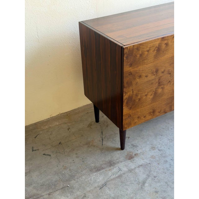 Wood Vintage Danish Rosewood Sideboard Cabinet – Mid Century Modern 2 Door Credenza on Tapered Legs For Sale - Image 7 of 10