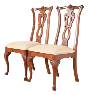 Thomasville Georgian Carved Mahogany Side Chairs or Dining Chairs, Pair