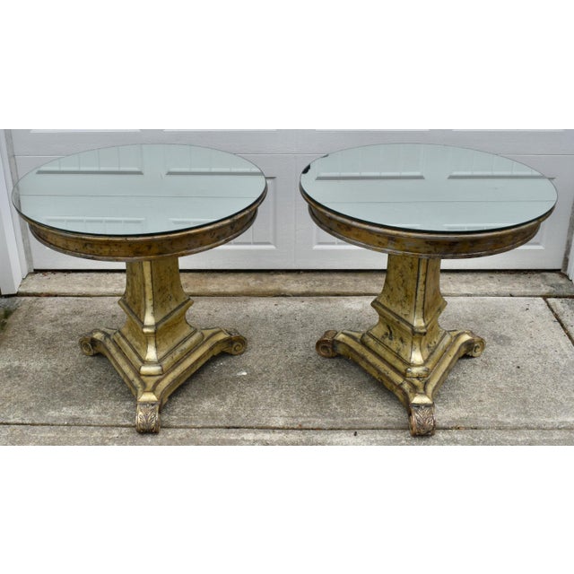 Vtg. Pair Italian Regency Style Carved Wood Pedestal End Tables W/Mirrored Tops For Sale In Philadelphia - Image 6 of 15