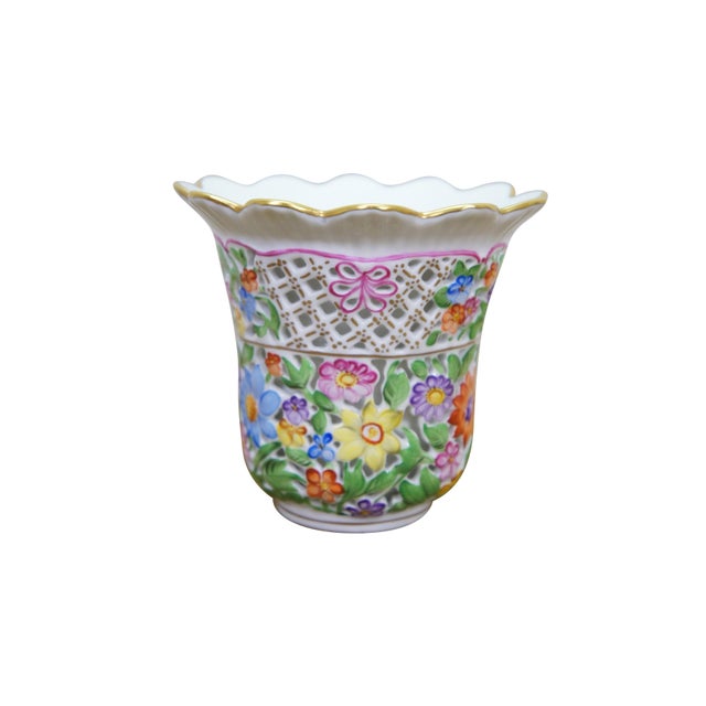 French Vintage Herend Hungary Handpainted Openwork Basketweave Pierced Porcelain Vase For Sale - Image 3 of 14