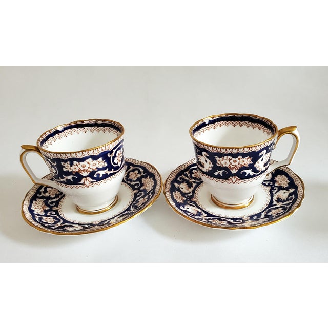 1970s Mid-Century Crown Staffordshire Ellesmere Tea Cup and Saucer- Set of 2 For Sale In Baltimore - Image 6 of 12