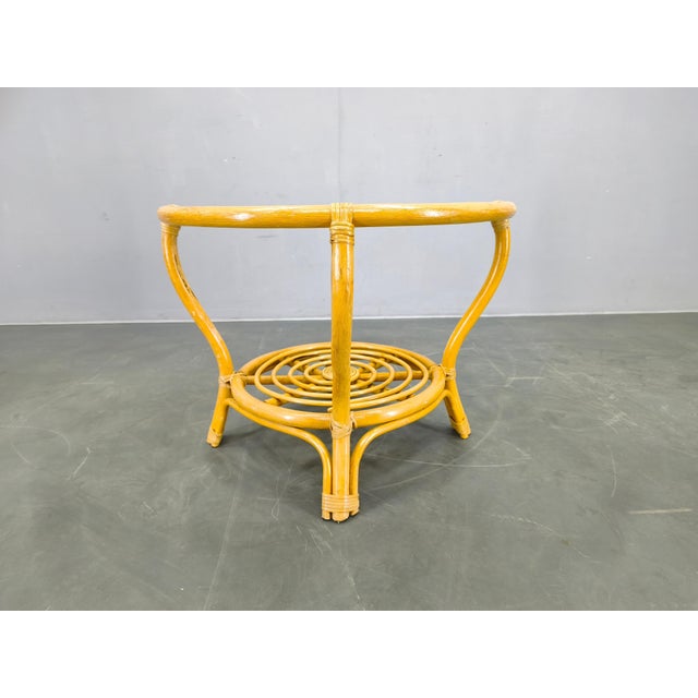 Mid-Century Modern Italian Rattan Coffee Table with Glass Top, 1960s For Sale - Image 3 of 11