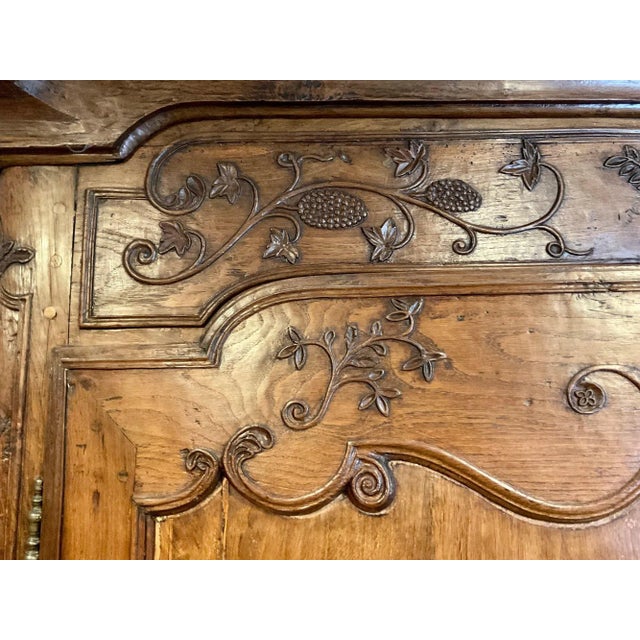 Early 19th Century French Provincial Armoire For Sale In New York - Image 6 of 13