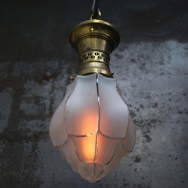 French Art Deco pendant lamp ca 1920 Brass glass holder with etched glass E27 / E26 Up to 250V (Europe/UK Standard).The...