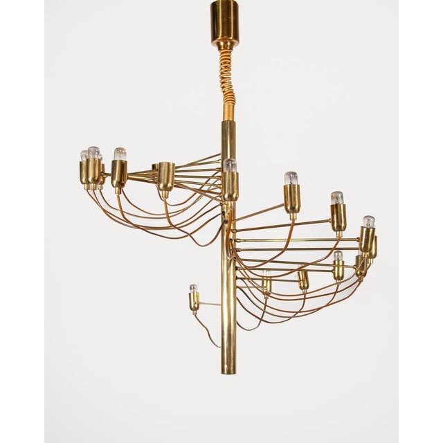 Mid-Century Modern Brass Spiral Chandelier by Gino Sarfatti for Arteluce, Italy, 1970s For Sale - Image 6 of 13
