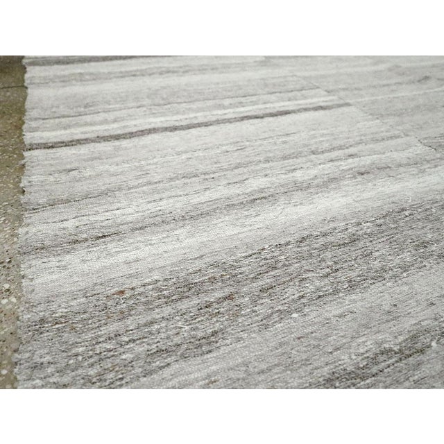 Galerie Shabab Collection Grey Mid-20th Century Handmade Turkish Flatweave Kilim Accent Rug For Sale In New York - Image 6 of 10