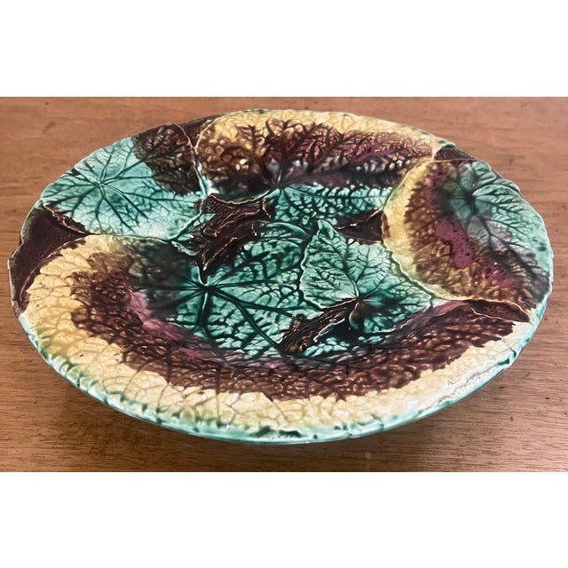 Ceramic Antique European Begonia Leaf Footed Compote For Sale - Image 7 of 11