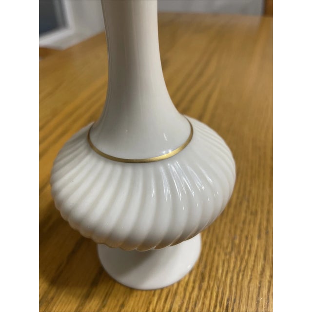 Lenox Vintage MCM Lenox Ivory Gold Trim Usa Made Ribbed Swirled Bud Vase For Sale - Image 4 of 4