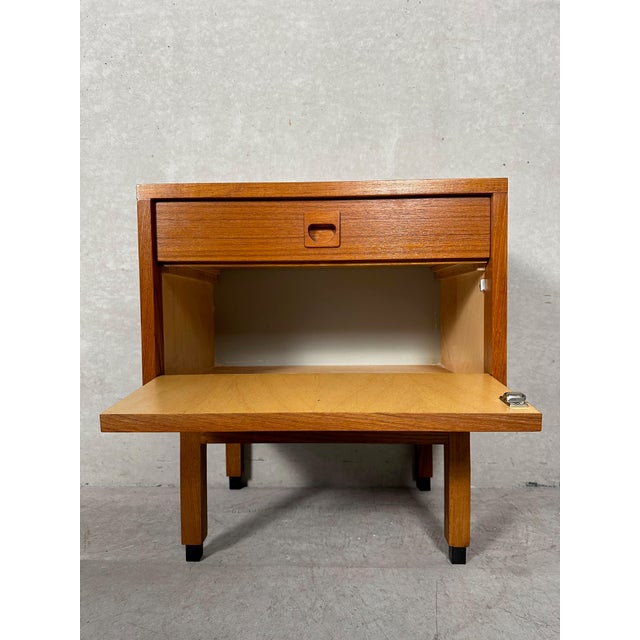 Vintage Bedside Table from MDK, 1960s For Sale - Image 3 of 9