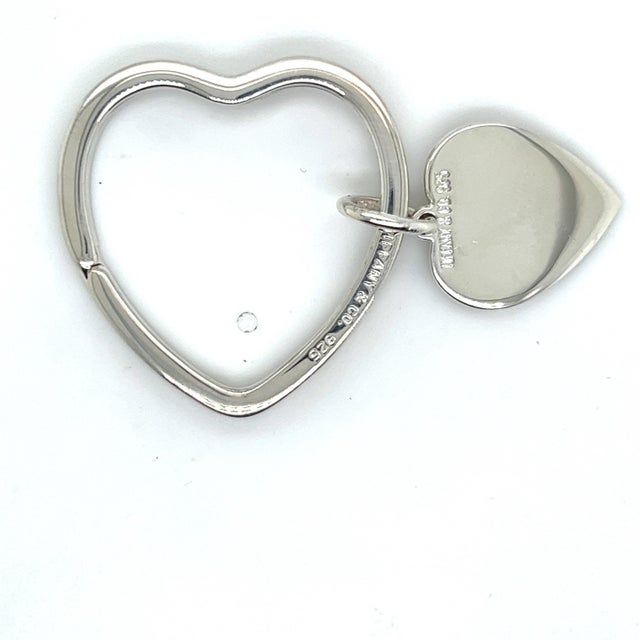 Contemporary 1990s Tiffany & Co Estate Heart Keychain Sterling Silver For Sale - Image 3 of 10
