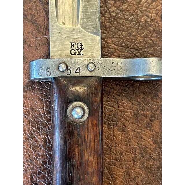 Rustic European Wwi Austro-Hungarian M95 Bayonet For Sale - Image 3 of 8