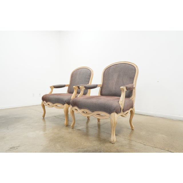 This pair of custom upholstered Skylar Peppler lounge chairs embodies the brand’s reputation for exceptional...