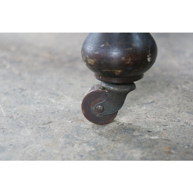 Antique Early American Colonial Style Mahogany 4 Post Acorn Finial Full Size Bed For Sale - Image 13 of 18