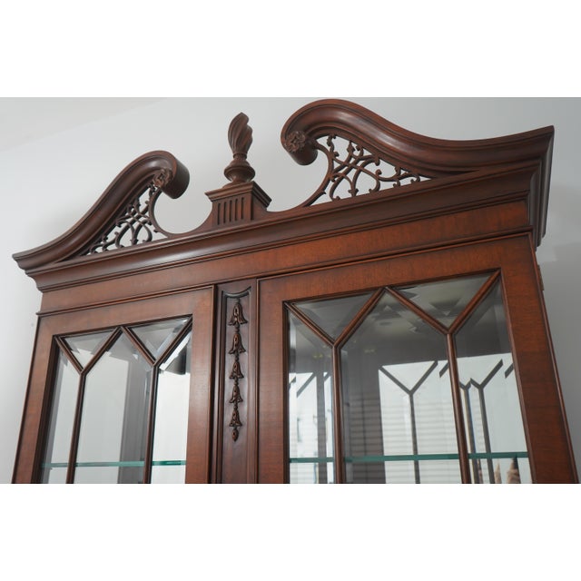 Henkel Harris Model 2348 Mahogany Curio Cabinet For Sale - Image 9 of 18