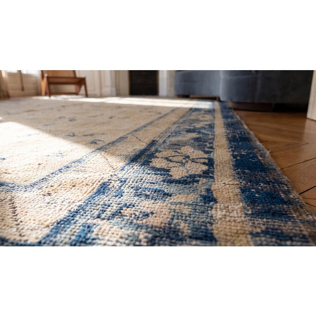 Textile 1750s Ivory Floral Antique W. Ningxia Rug 5'6" X 7'2 Handknotted Wool Carpet For Sale - Image 7 of 7