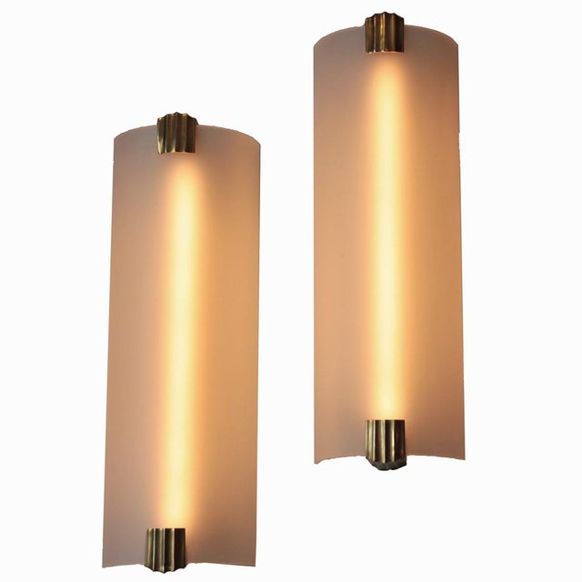 1930s French Art Deco Brass Sconce, 1930s For Sale - Image 5 of 11