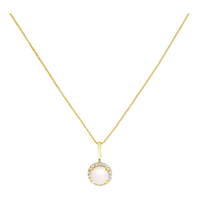 10K Yellow Gold Pearl and 1/10 Cttw Diamond Accent Halo Pendant Necklace For Sale