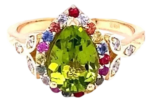 2.52 Carat Natural Peridot Sapphire Yellow Gold Cocktail Ring, Size 7